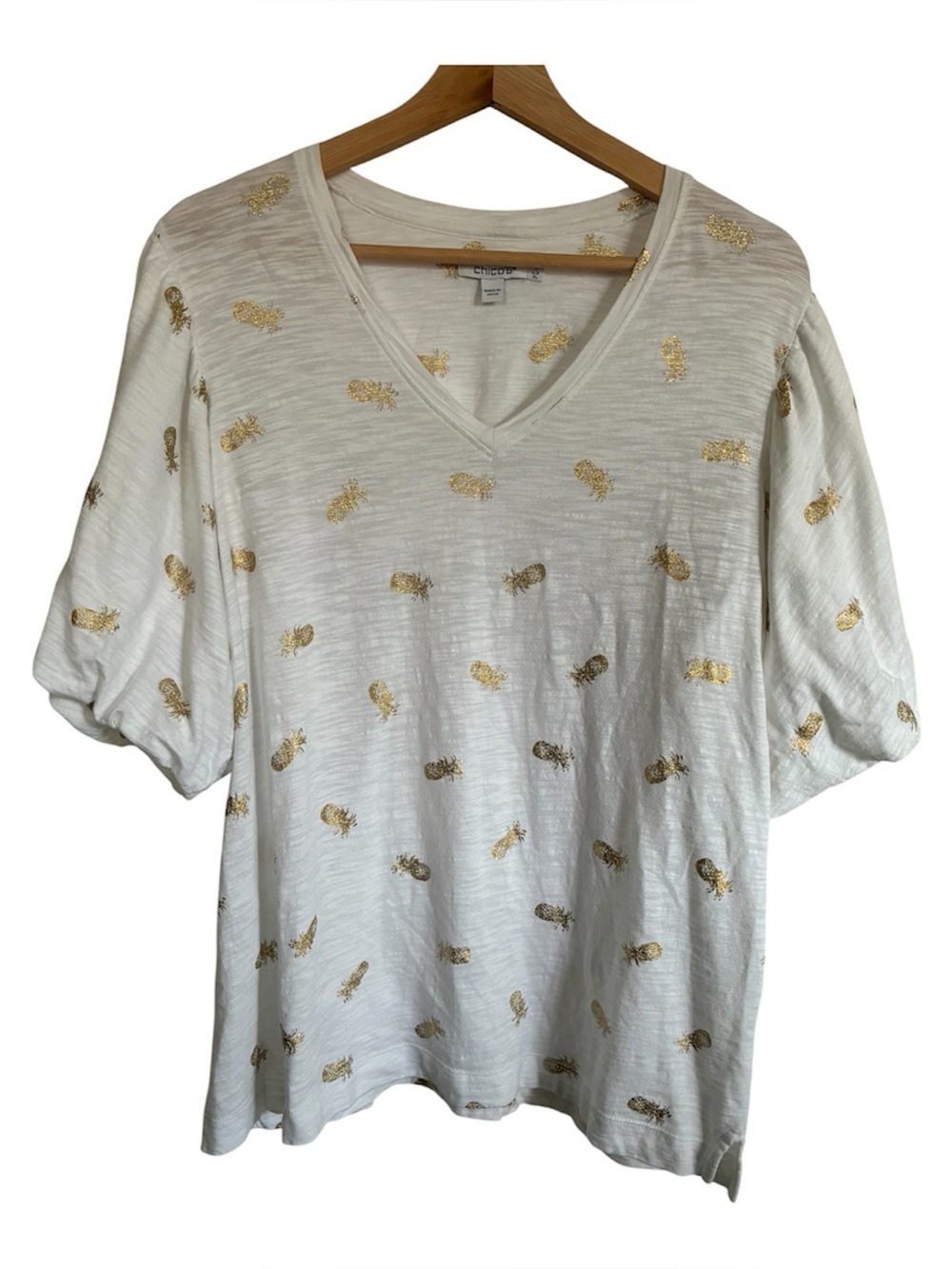 Chicos Top XL Pineapple Puff Sleeve V-Neck White Metallic Gold